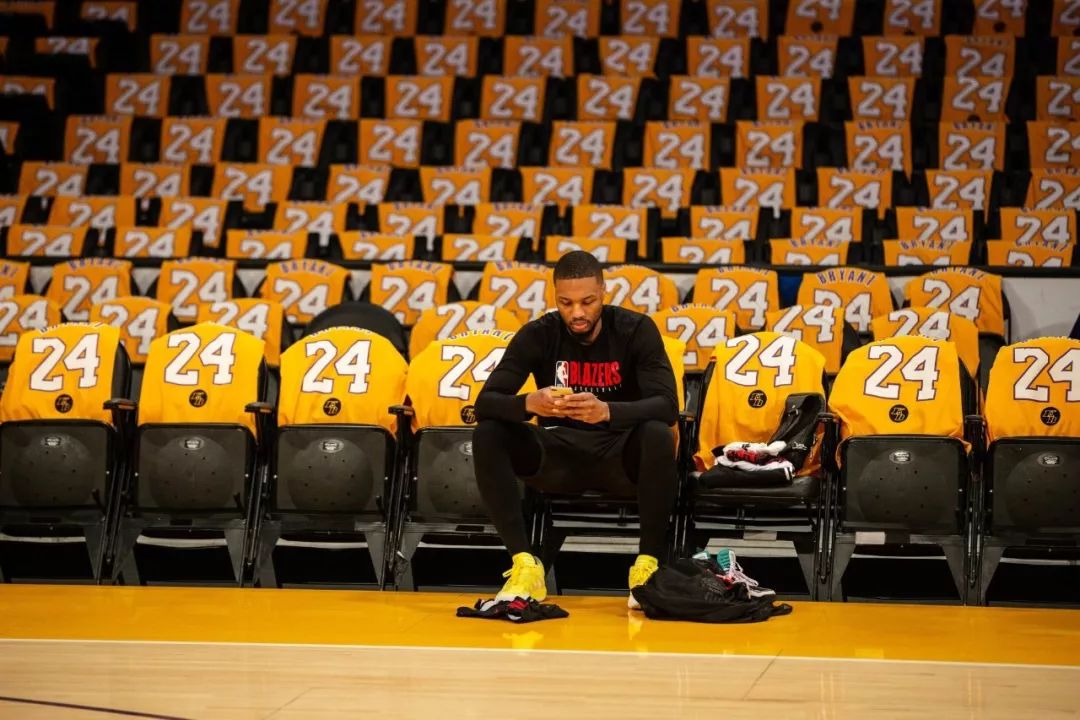 胡金秋19分 CBA俱乐部杯浙江广夏92-89击败北京（CBA俱乐部杯：胡金秋砍下19分，浙江广厦92-89险胜北京）