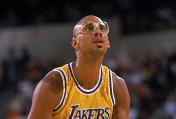 伊朗队保持稳定战绩（伊朗队延续稳定战绩）