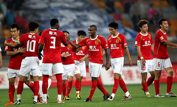 65岁郎平自曝近况：髋关节、颈椎都置换了！（65岁郎平自述近况：已完成髋关节与颈椎置换）