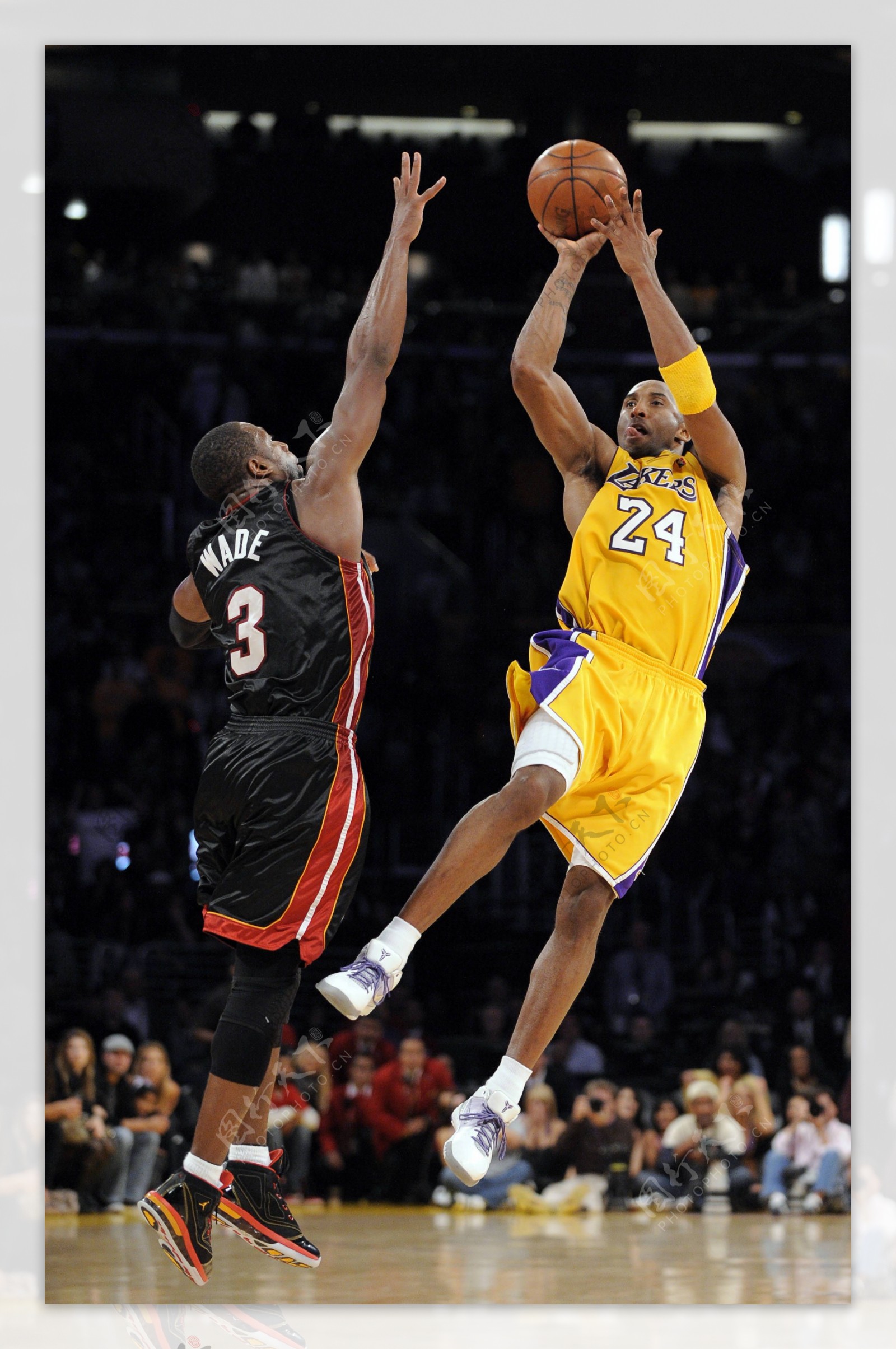 篮球NBA球员续约消息频传（NBA球员续约消息不断）