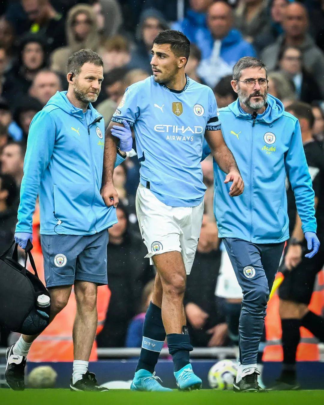 称重仪式结束，迭戈·帕切科与凯文·勒勒·萨乔将在明日对决（称重落幕，迭戈·帕切科与凯文·勒勒·萨乔明日开战）