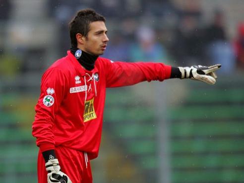 菲尔米诺：皇马2023年夏窗确实想引入我，不过当时让我等一等（菲尔米诺：2023年夏窗皇马确有意签下我，但当时让我先等等）