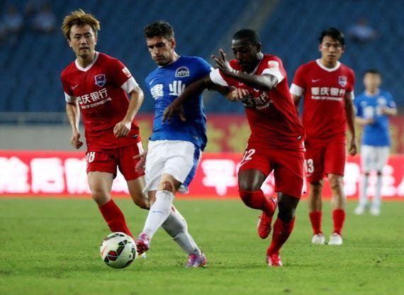 意媒：国米现场考察帕尔马中场贝尔纳韦，考虑让其做恰20替补（意媒：国米现场评估帕尔马中场贝尔纳韦，或将其列为恰20替补人选）