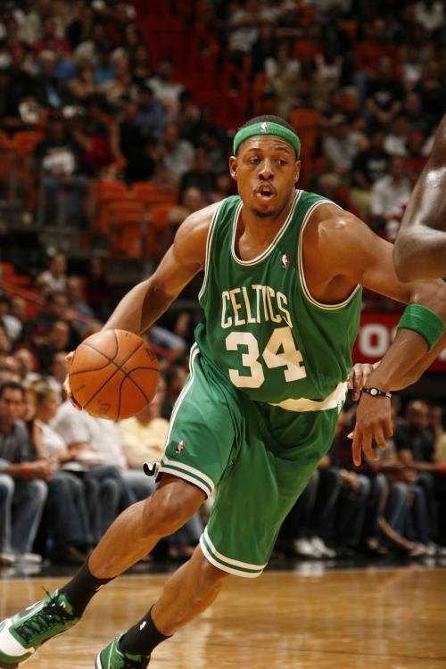 半场：那不勒斯3-0亚特兰大，内雷斯梅开二度，诺阿-朗破门（半场战报：那不勒斯3-0领先亚特兰大，内雷斯梅开二度，诺阿-朗建功）