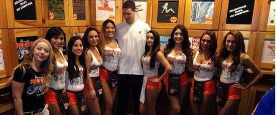 东福山矶钓遇小油扁围堵，坚守终获大黑鲷惊喜（东福山矶钓遭小油扁围攻，苦守终喜获大黑鲷）