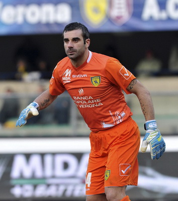 刘建宏：邵佳一已经表现出了一个现代教练的风度和气质（刘建宏：邵佳一已具备现代教练应有的风范与气质）